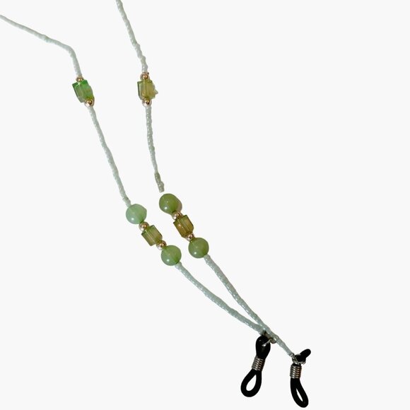 Handcrafted Beaded Eyeglass Holder Necklace Green Beads Grannycore - Picture 2 of 5